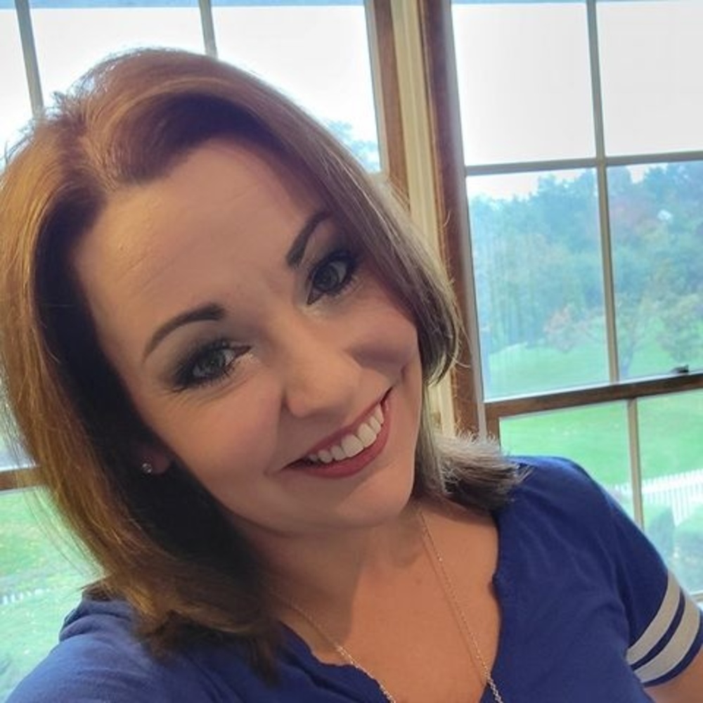 Meet your Posher, Alicia